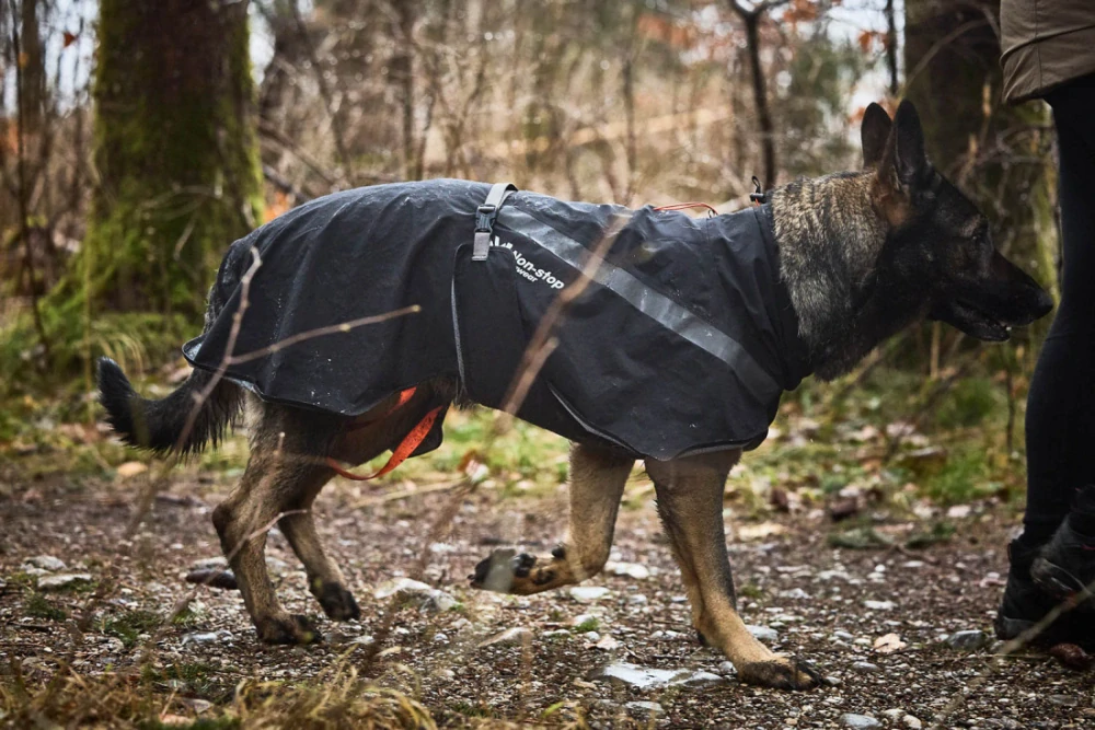Trekking raincoat